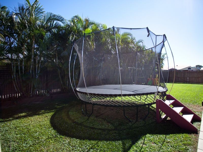 2 Irene Court, Eimeo QLD 4740