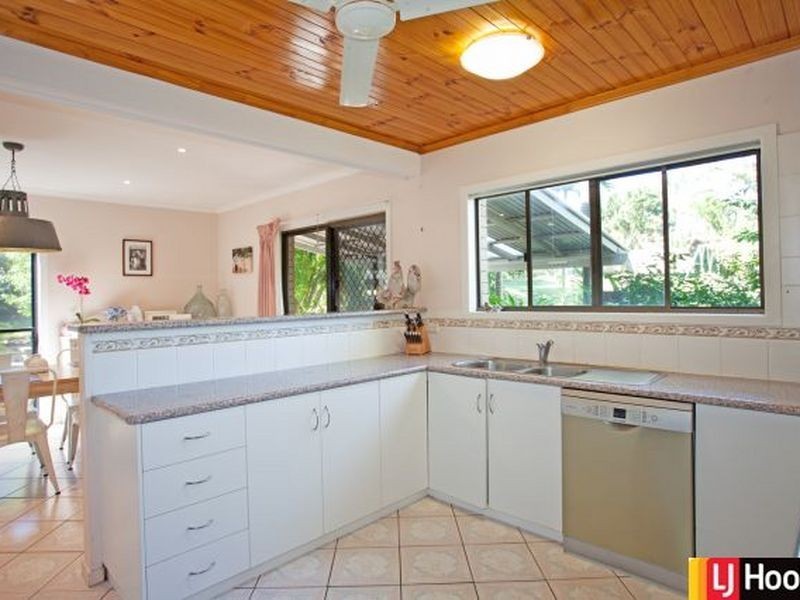 15 Sologinkins Road, Rural View QLD 4740