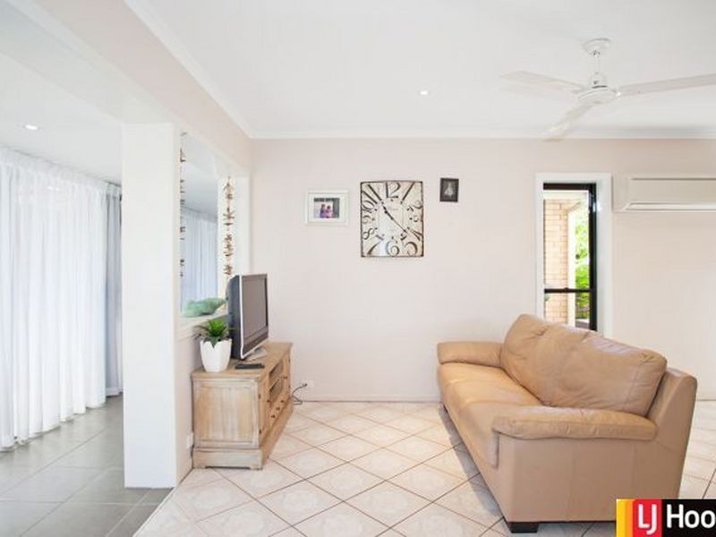 15 Sologinkins Road, Rural View QLD 4740