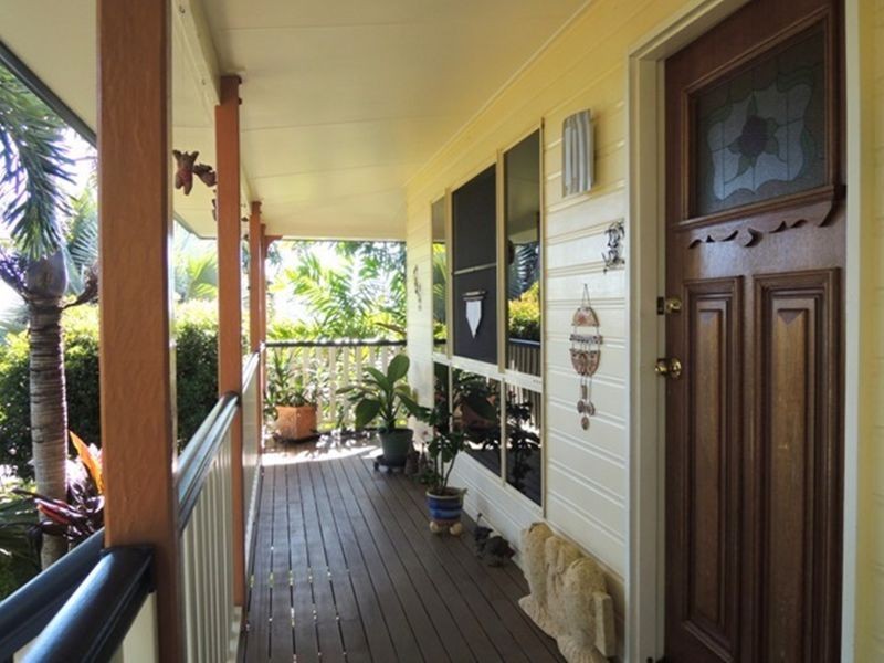 15 Hillcrest Street, Eimeo QLD 4740