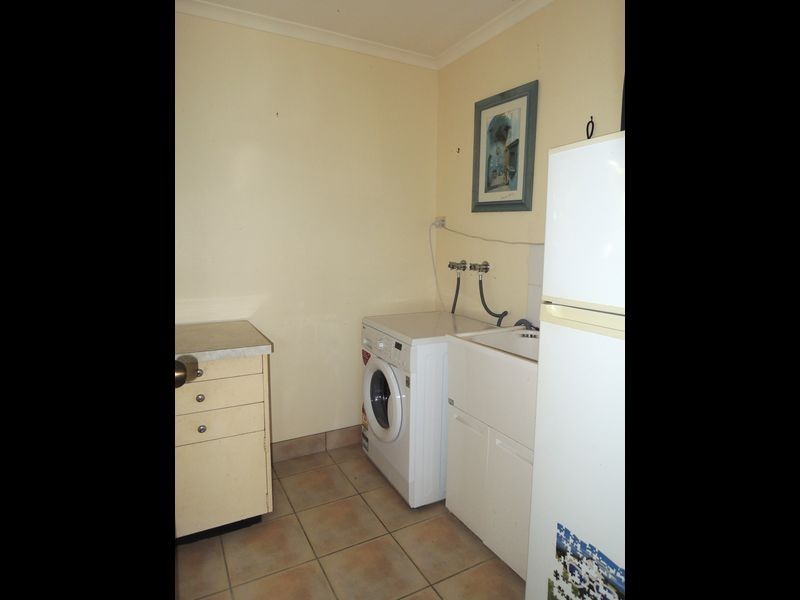 15 Hillcrest Street, Eimeo QLD 4740