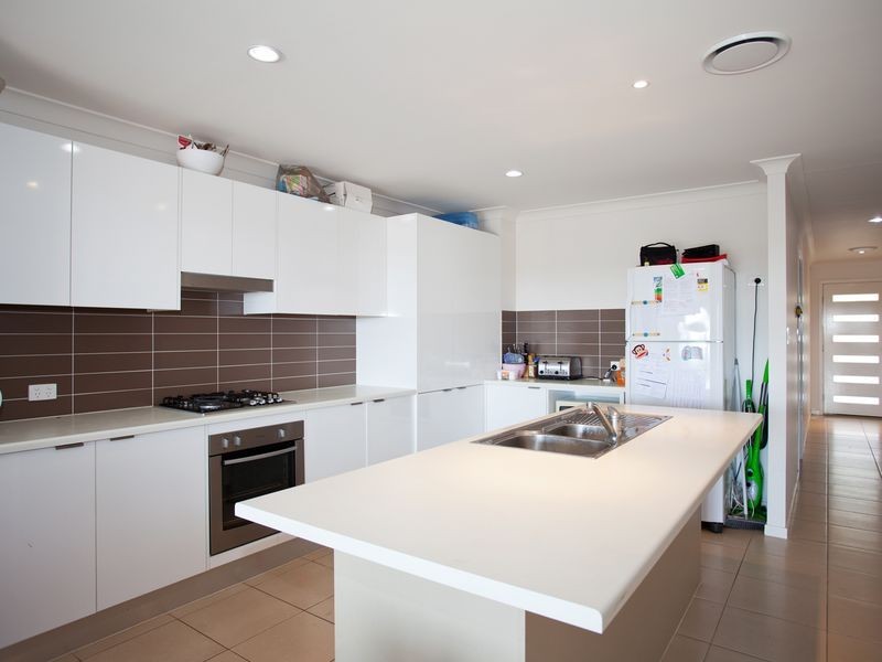 36 Avalon Drive, Rural View QLD 4740