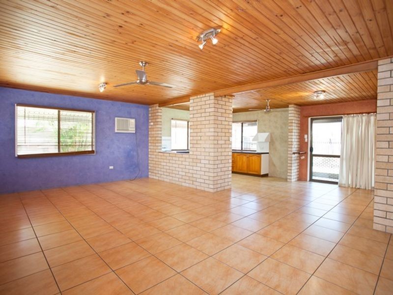 32 Anthony Vella Street, Rural View QLD 4740