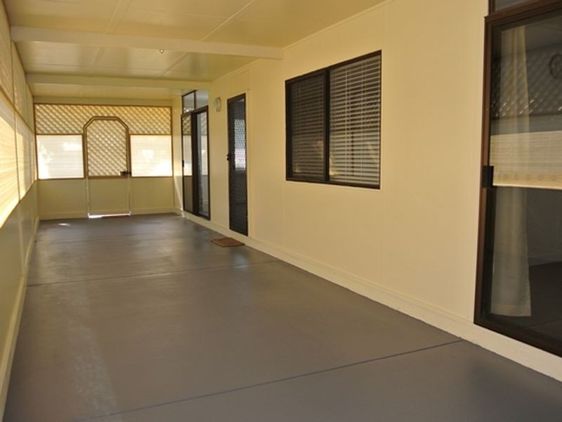 8 Cook Street, Bucasia QLD 4750