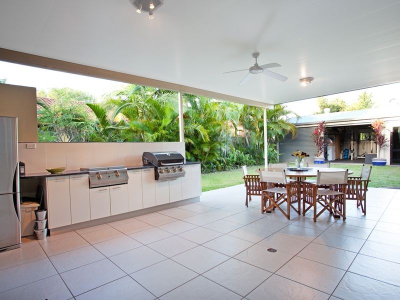 37 Pacific Drive, Blacks Beach QLD 4740
