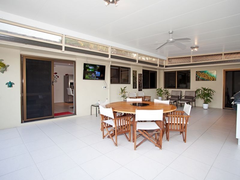 37 Pacific Drive, Blacks Beach QLD 4740