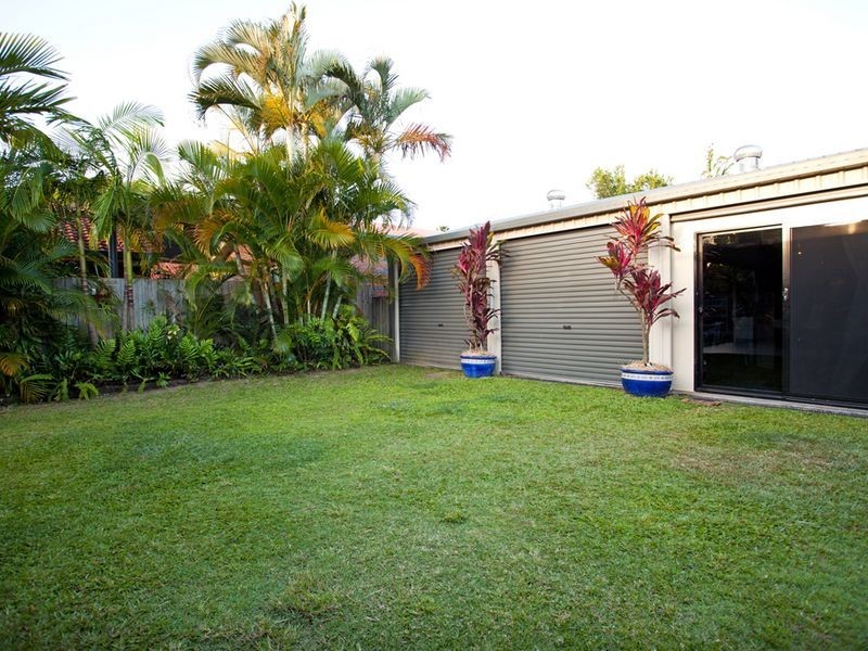 37 Pacific Drive, Blacks Beach QLD 4740