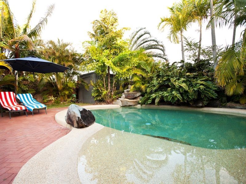 37 Pacific Drive, Blacks Beach QLD 4740