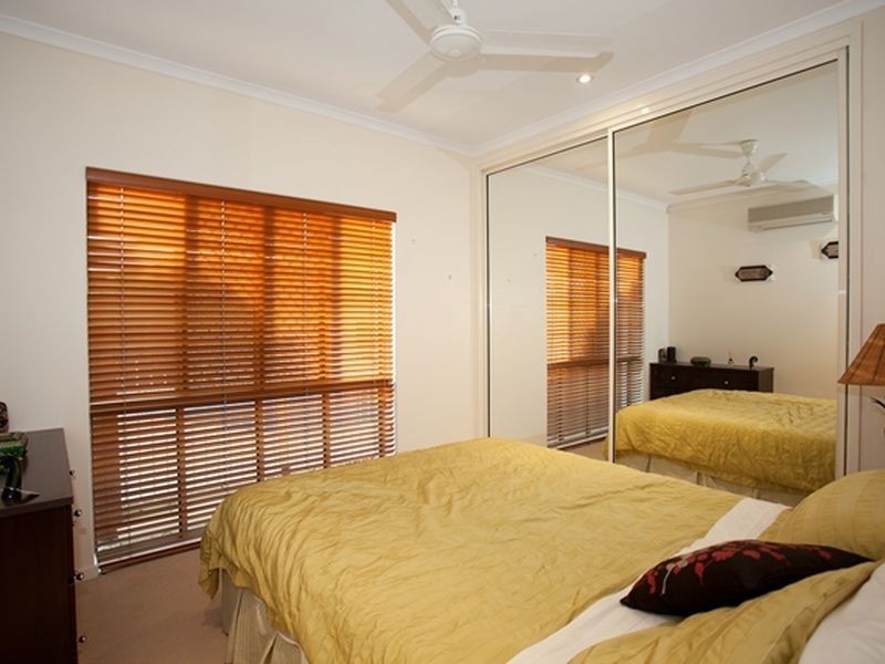 11 Seaspray Close, Shoal Point QLD 4750