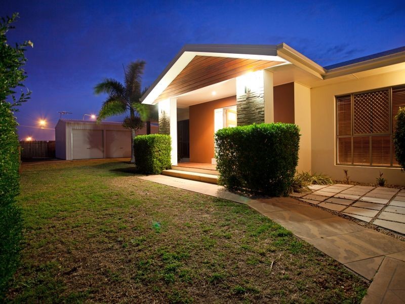11 Seaspray Close, Shoal Point QLD 4750