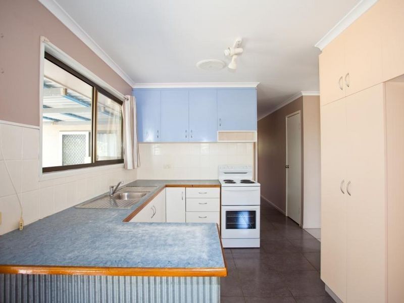 2 McCrossin Court, Eimeo QLD 4740