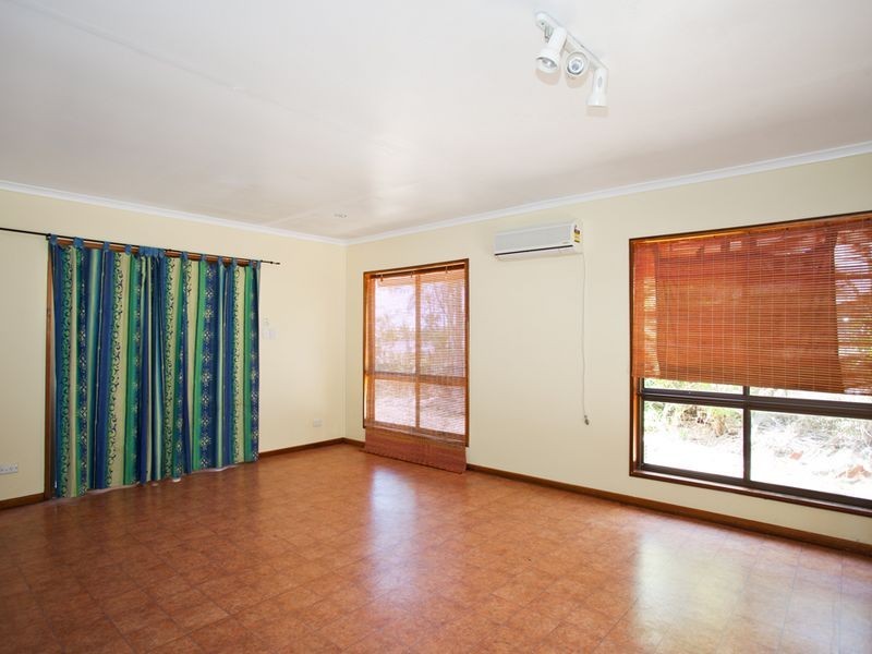 2 McCrossin Court, Eimeo QLD 4740