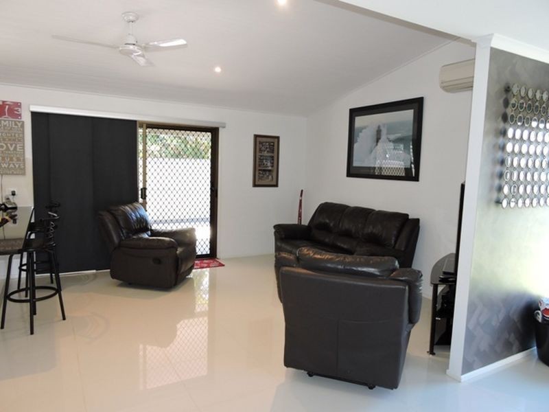 55 Geoffrey Thomas Drive, Bucasia QLD 4750