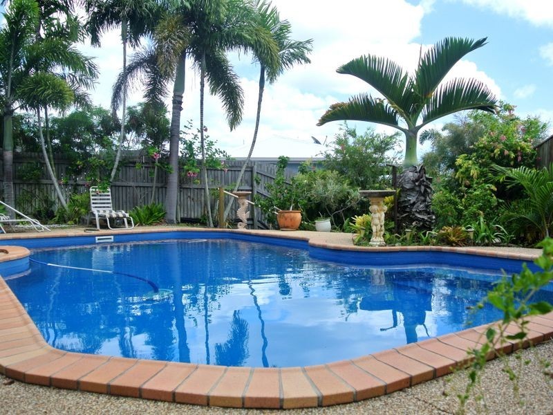 6 The Top Deck, Blacks Beach QLD 4740