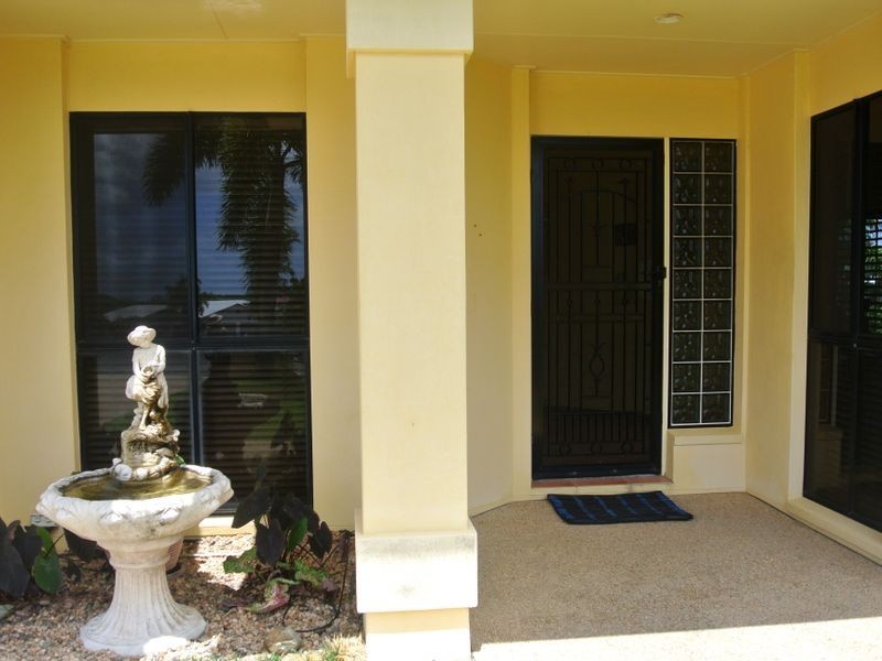 6 The Top Deck, Blacks Beach QLD 4740