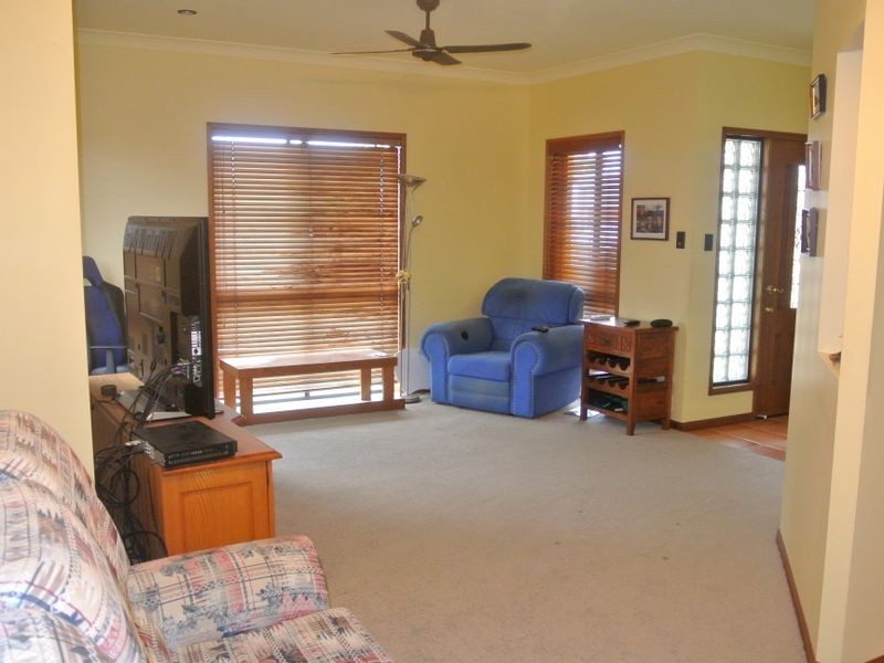 6 The Top Deck, Blacks Beach QLD 4740