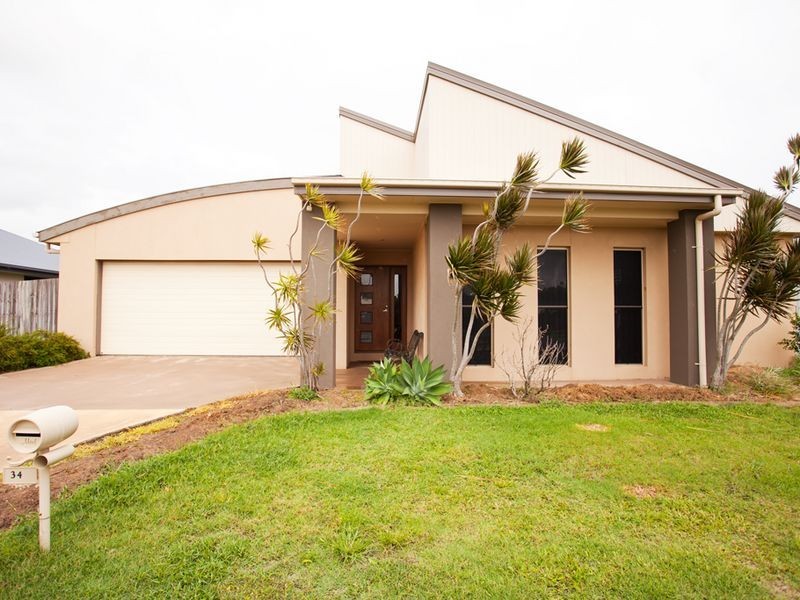 34 Whitehaven Drive, Eimeo QLD 4740