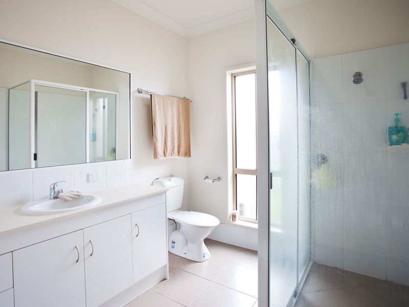 34 Whitehaven Drive, Eimeo QLD 4740