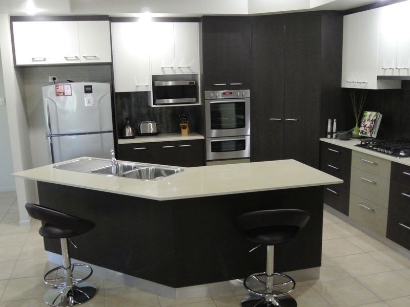 7 Schooner Avenue, Shoal Point QLD 4750