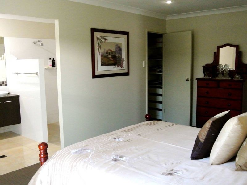 7 Schooner Avenue, Shoal Point QLD 4750