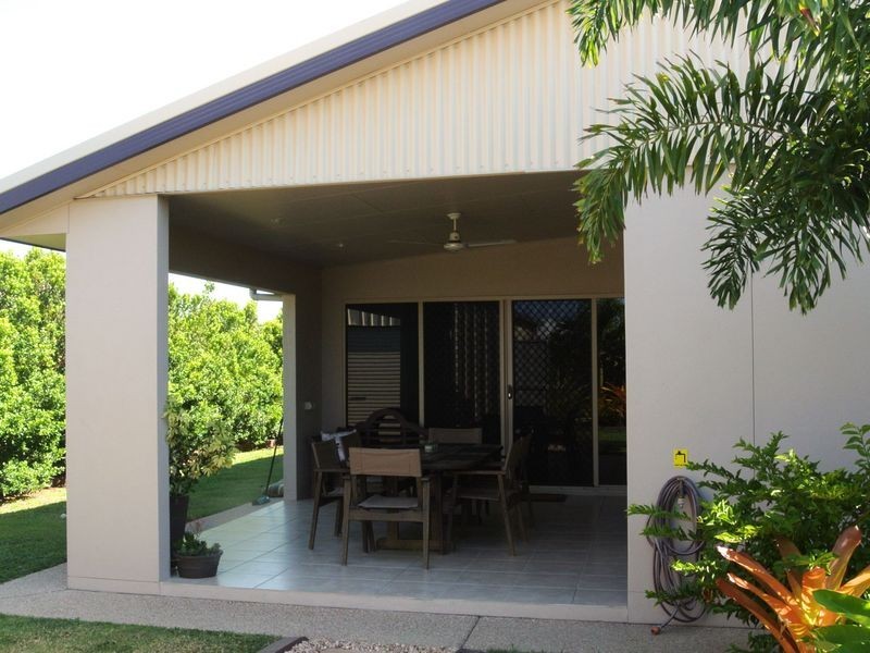 7 Schooner Avenue, Shoal Point QLD 4750