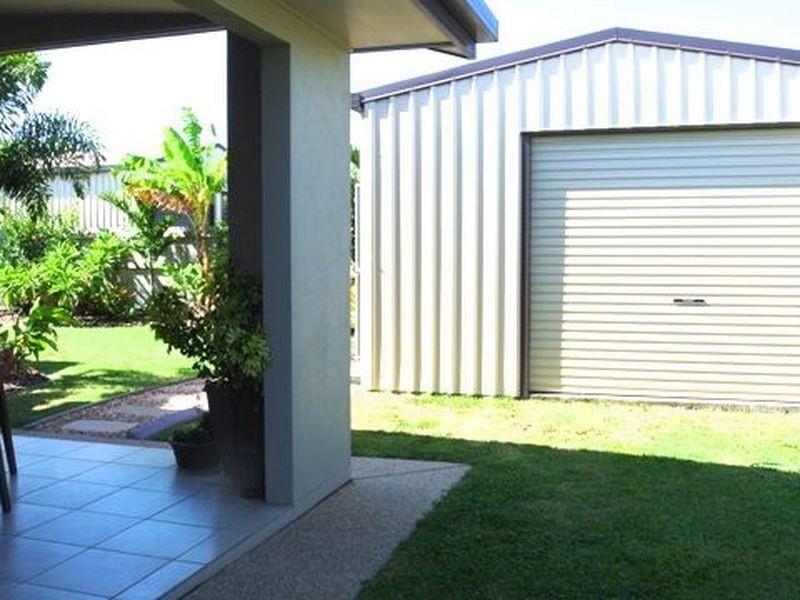 7 Schooner Avenue, Shoal Point QLD 4750