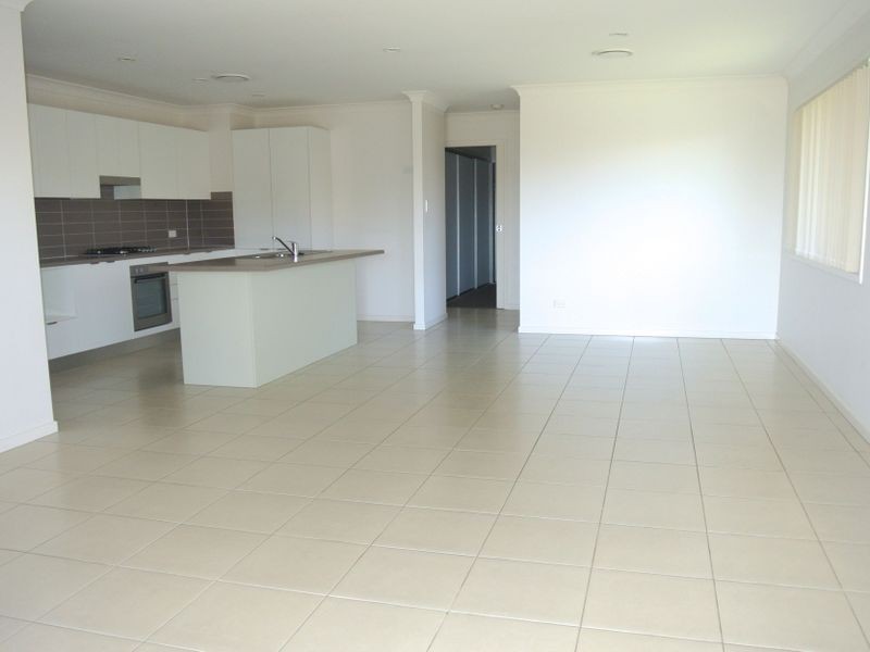 21 Dobinson Street, Bucasia QLD 4750