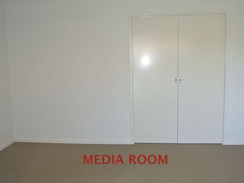 21 Dobinson Street, Bucasia QLD 4750