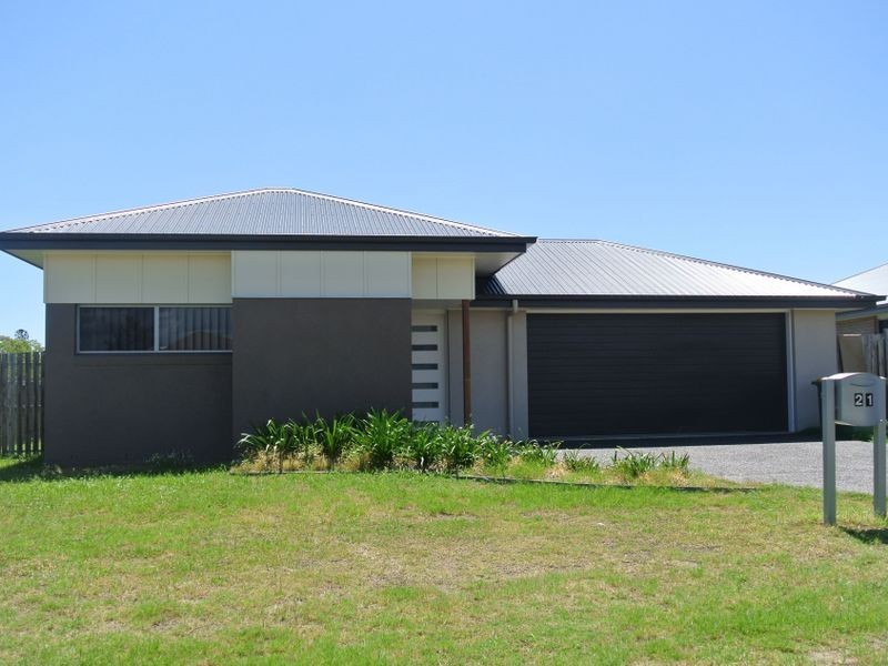 21 Dobinson Street, Bucasia QLD 4750
