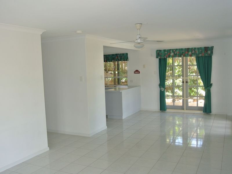 16 McCormack Avenue, Rural View QLD 4740