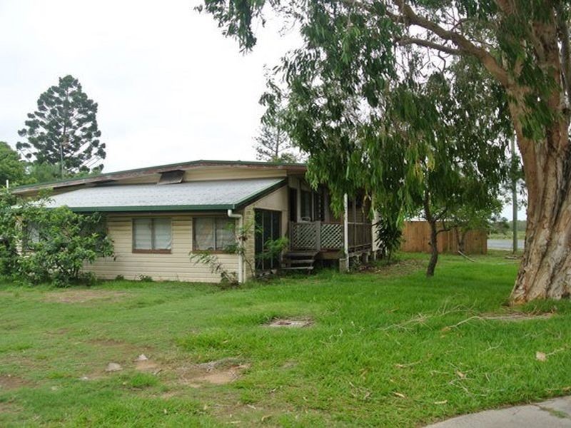 74 Shoal Point Road, Bucasia QLD 4750