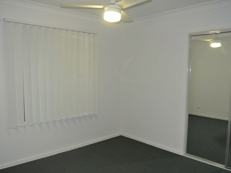 4 Helmsman Drive, Shoal Point QLD 4750