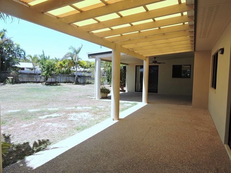 2-4 Seychelles Road, Shoal Point QLD 4750