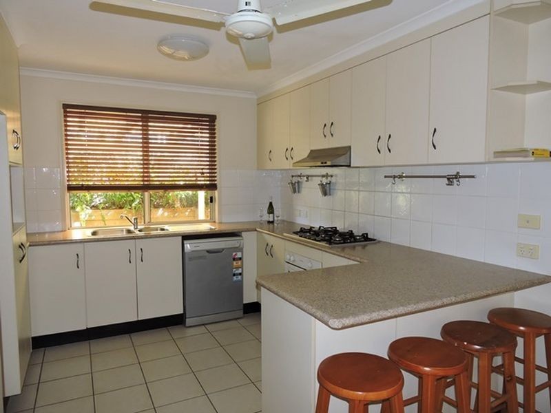 11 Sharp Street, Rural View QLD 4740