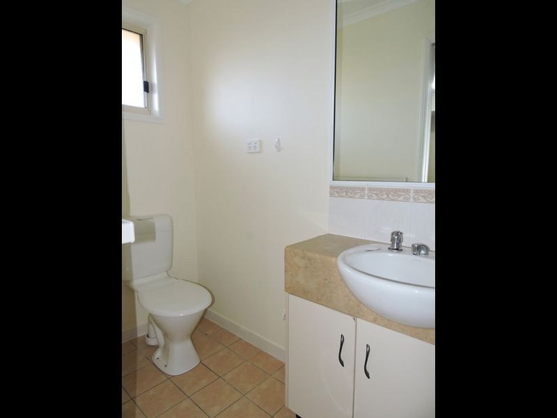 11 Sharp Street, Rural View QLD 4740