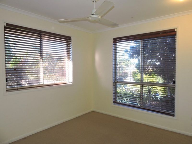 11 Sharp Street, Rural View QLD 4740