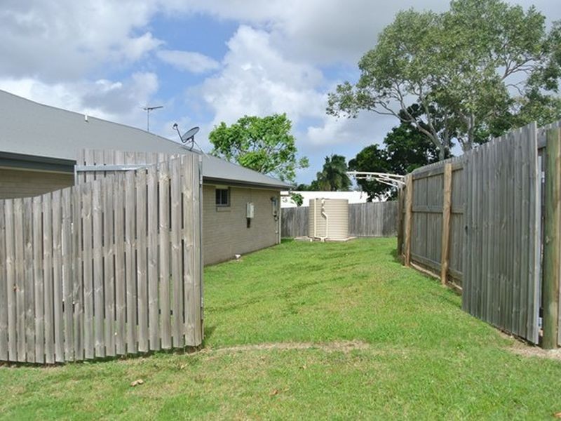 41 Dobinson Street, Bucasia QLD 4750