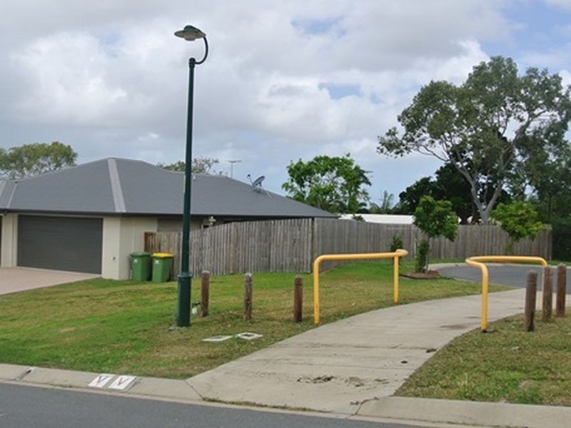 41 Dobinson Street, Bucasia QLD 4750