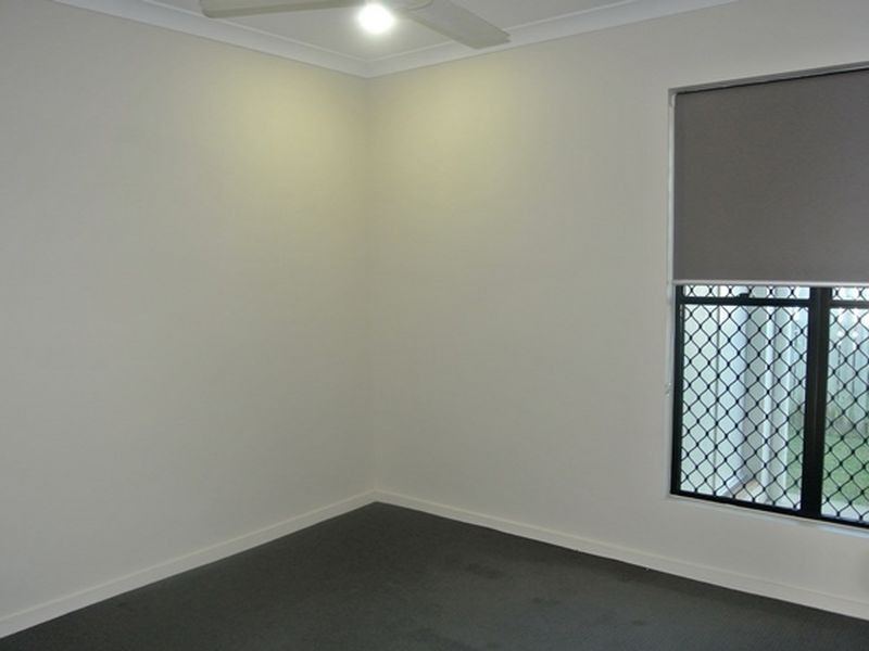 10 Lance Street, Bucasia QLD 4750