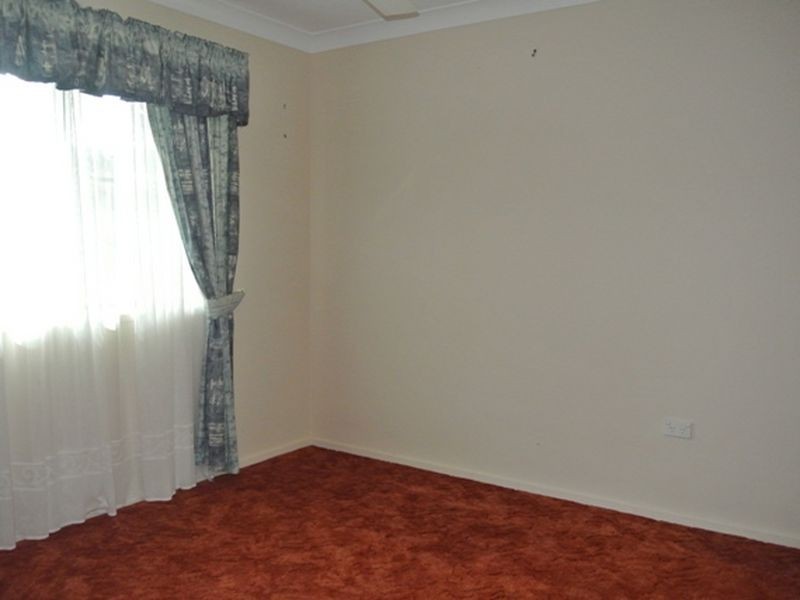 11 Dustwill Street, Eimeo QLD 4740
