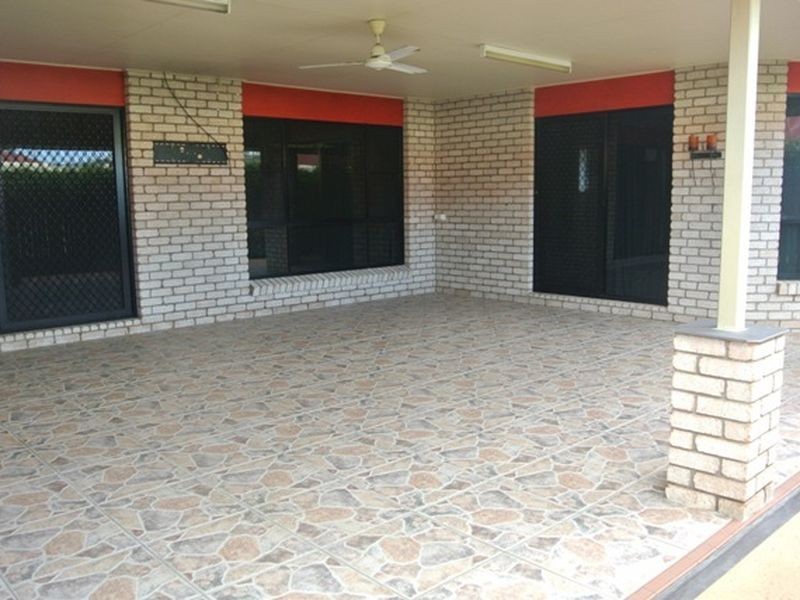 11 Dustwill Street, Eimeo QLD 4740