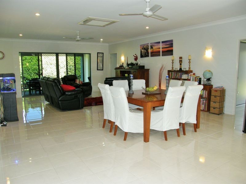 4 Kinghorn Court, Eimeo QLD 4740