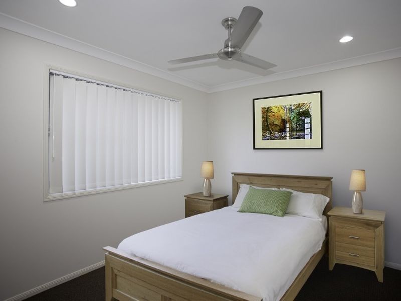 76 Schooner Avenue, Shoal Point QLD 4750