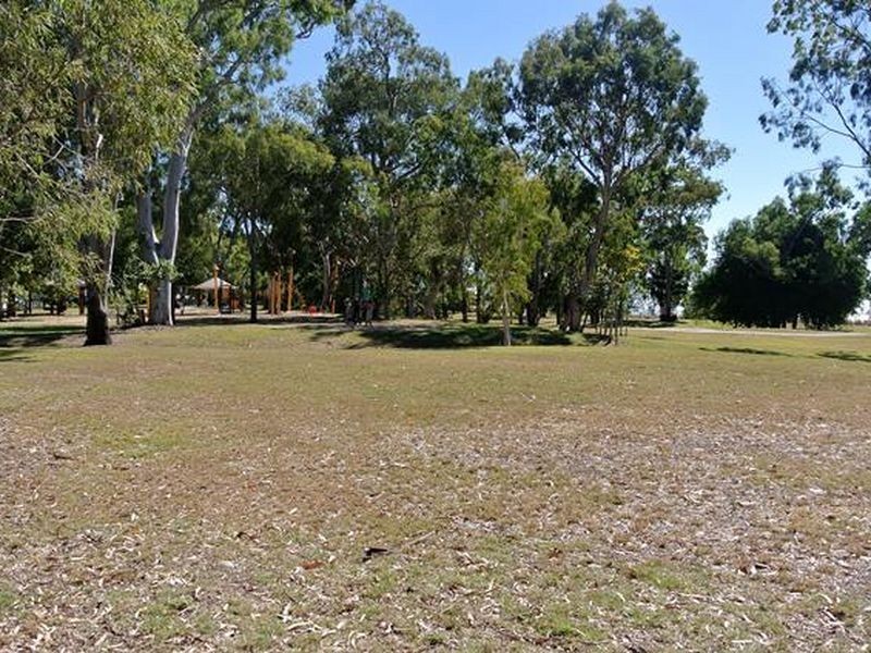 112 Waverley Street, Bucasia QLD 4750