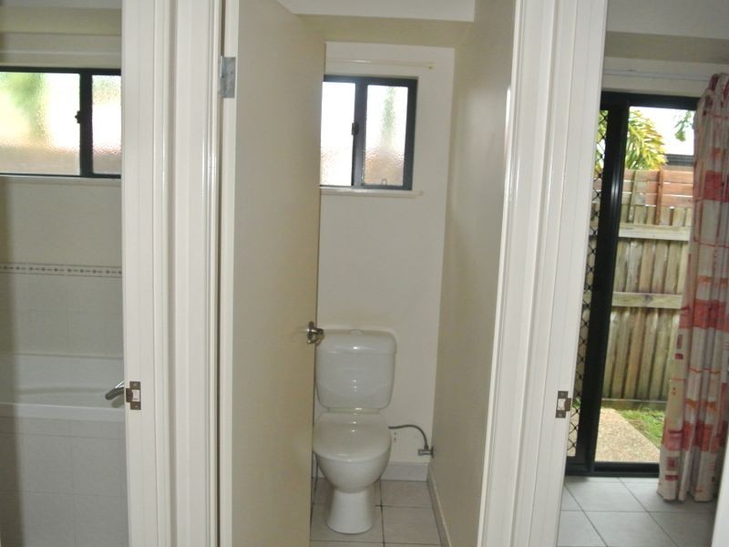 18 Beachside Place, Shoal Point QLD 4750