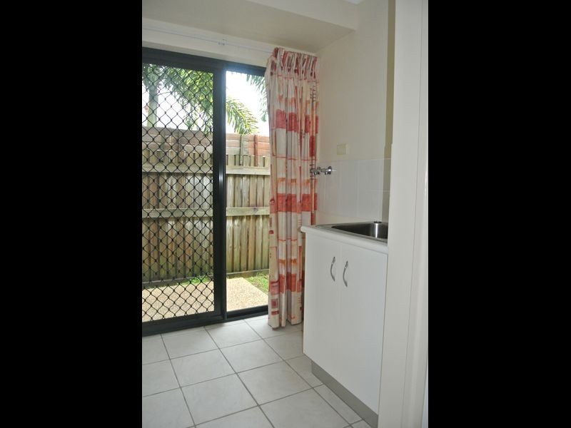 18 Beachside Place, Shoal Point QLD 4750