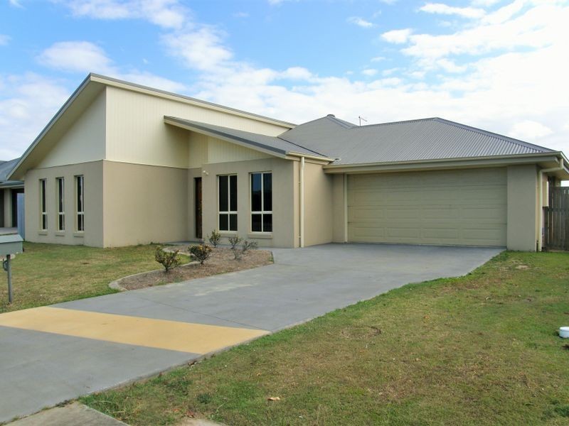 30 Whitehaven Drive, Blacks Beach QLD 4740