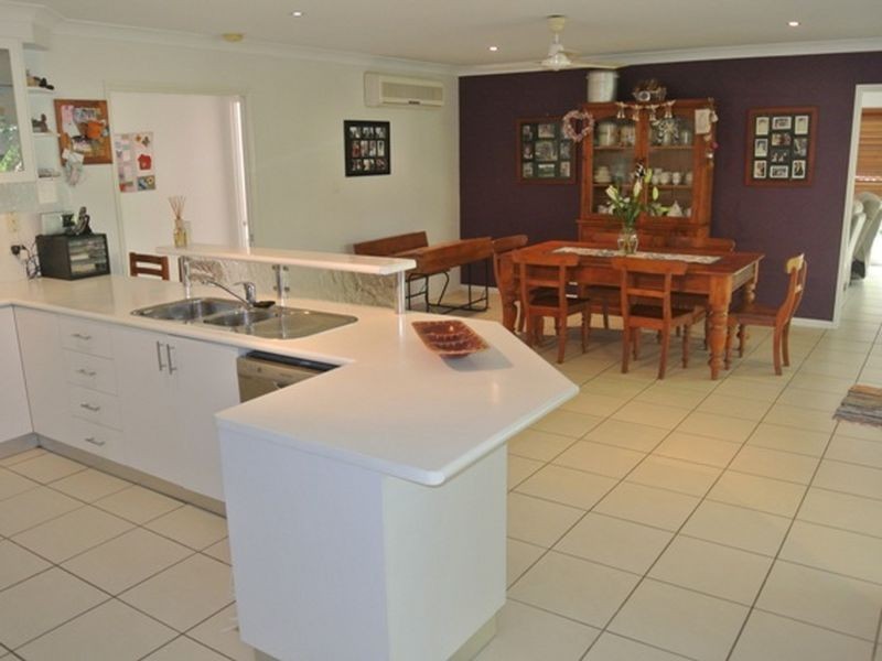 124 Dawson Boulevard, Rural View QLD 4740