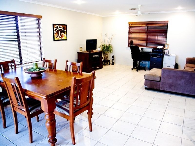 20 Portside Place, Shoal Point QLD 4750