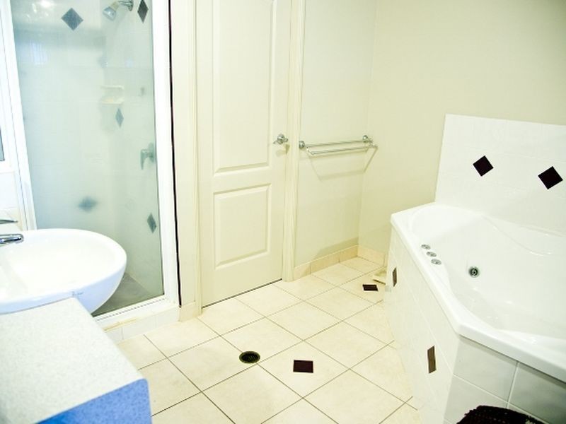 20 Portside Place, Shoal Point QLD 4750